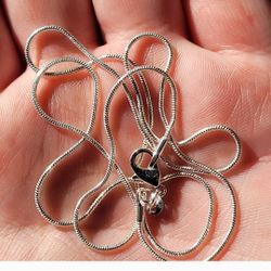 [16"] 4.00g Solid .925 Sterling Silver 1mm Snake Chain Necklace 16" long