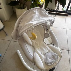 Baby bouncer with Music