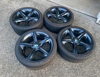 Staggered 18" BMW 1-Series Powder Coated Alloy Wheels (5x120) - Project Set