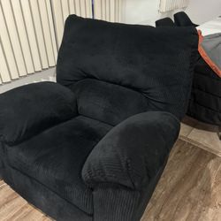 Recliner Basically New