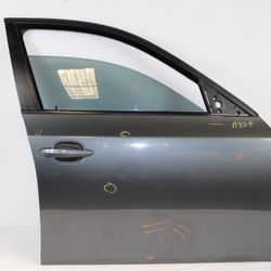 2007 BMW 530i Front Right Hand Door