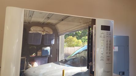 Emerson professional series microwave