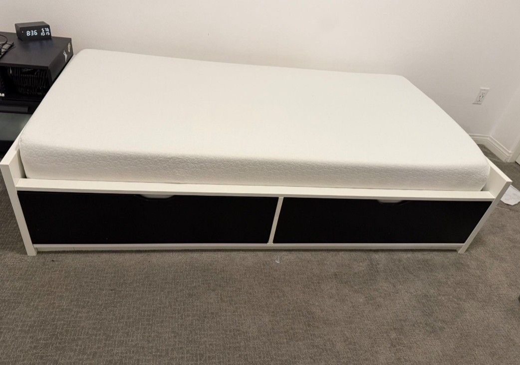 Twin Size Bed With Mattress