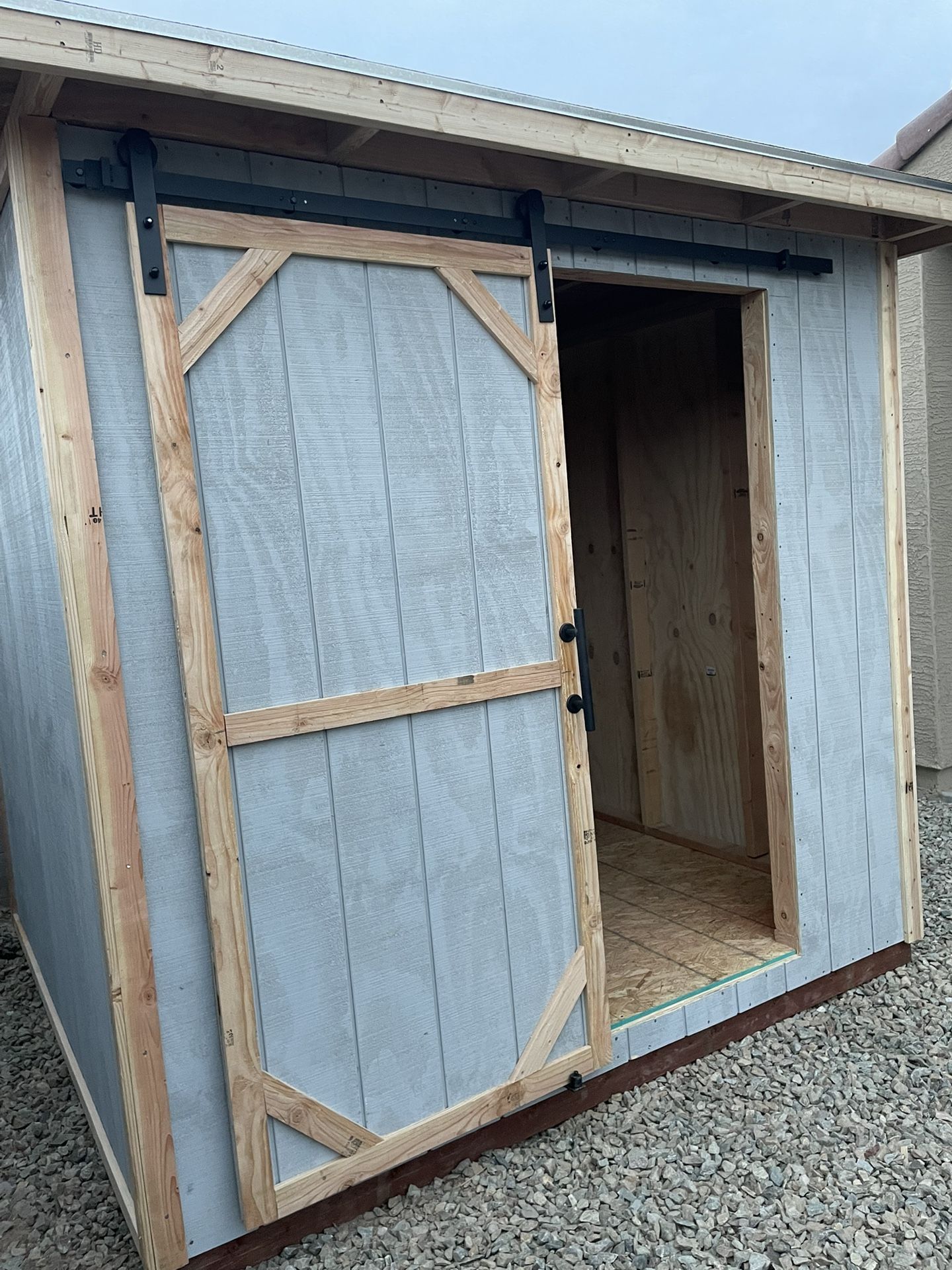 8x8x71/2 Storage Shed