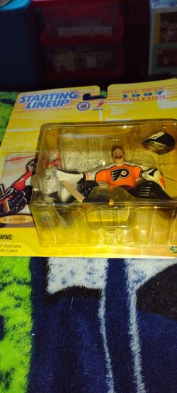 Hockey Starting Lineup Figure.  Ron Hextall.  Philadelphia Flyers.  1997. Goalie Cash porch pickup Redmond