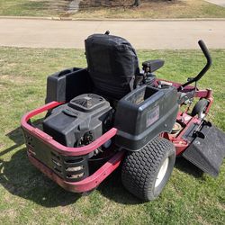 TORO COMMERCIAL MOWER