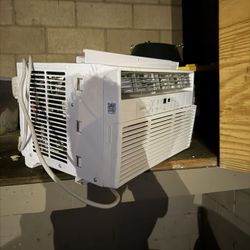 AC UNIT