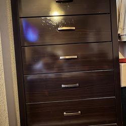 Dresser and night stand 