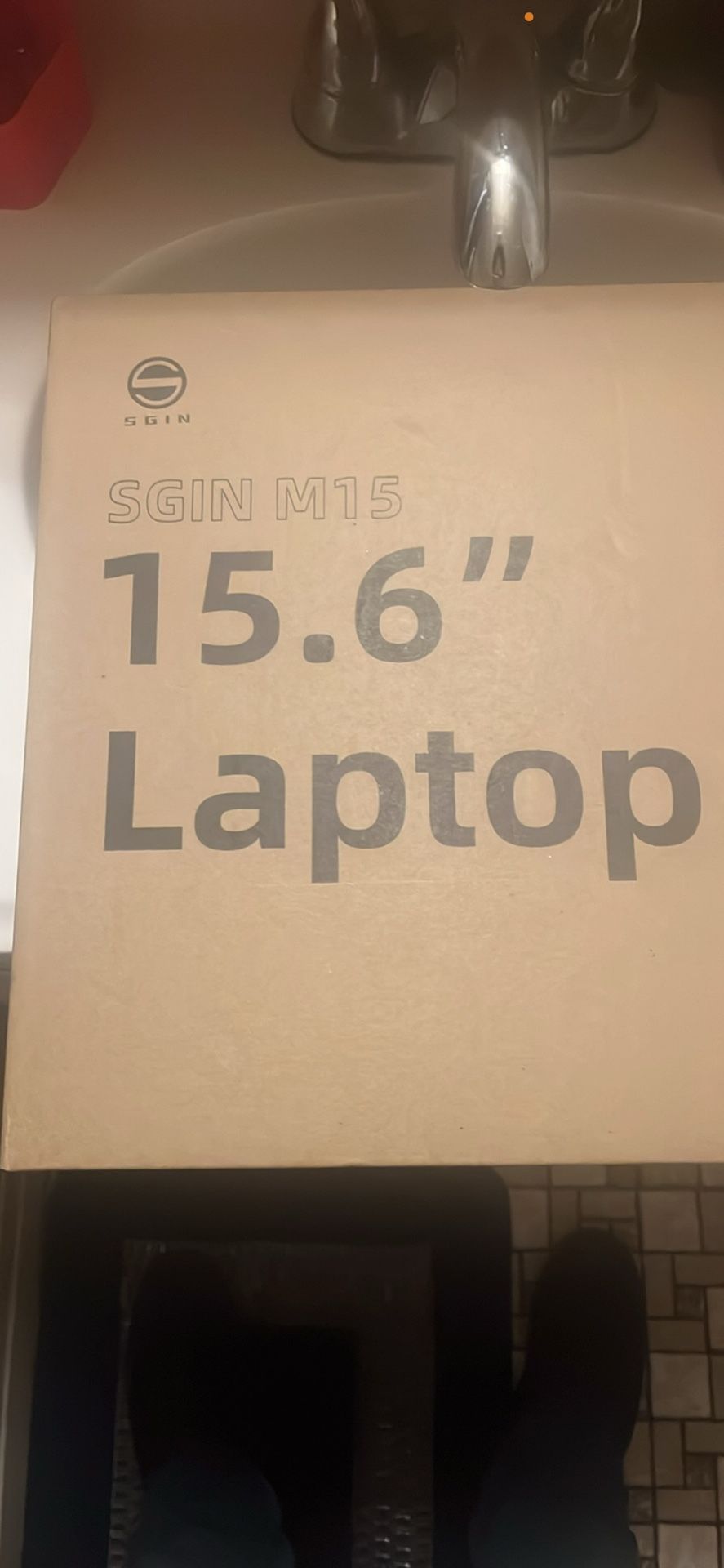 SGIN 15.6  4 gb ddr4 128 gb