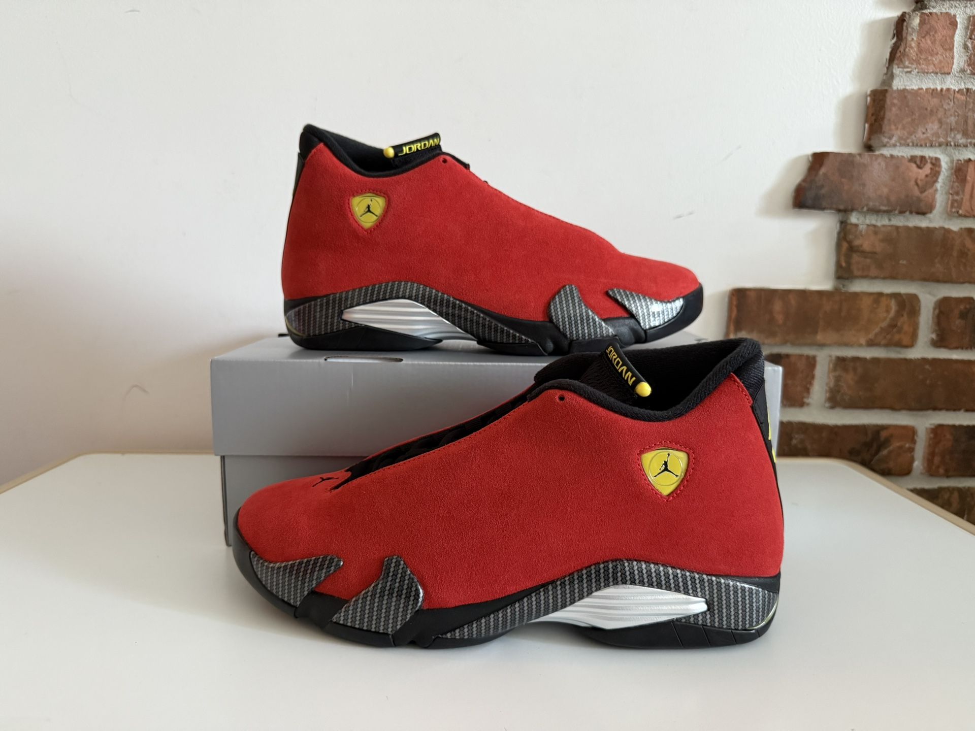 Air Jordan 14 Ferrari Size 11, 13