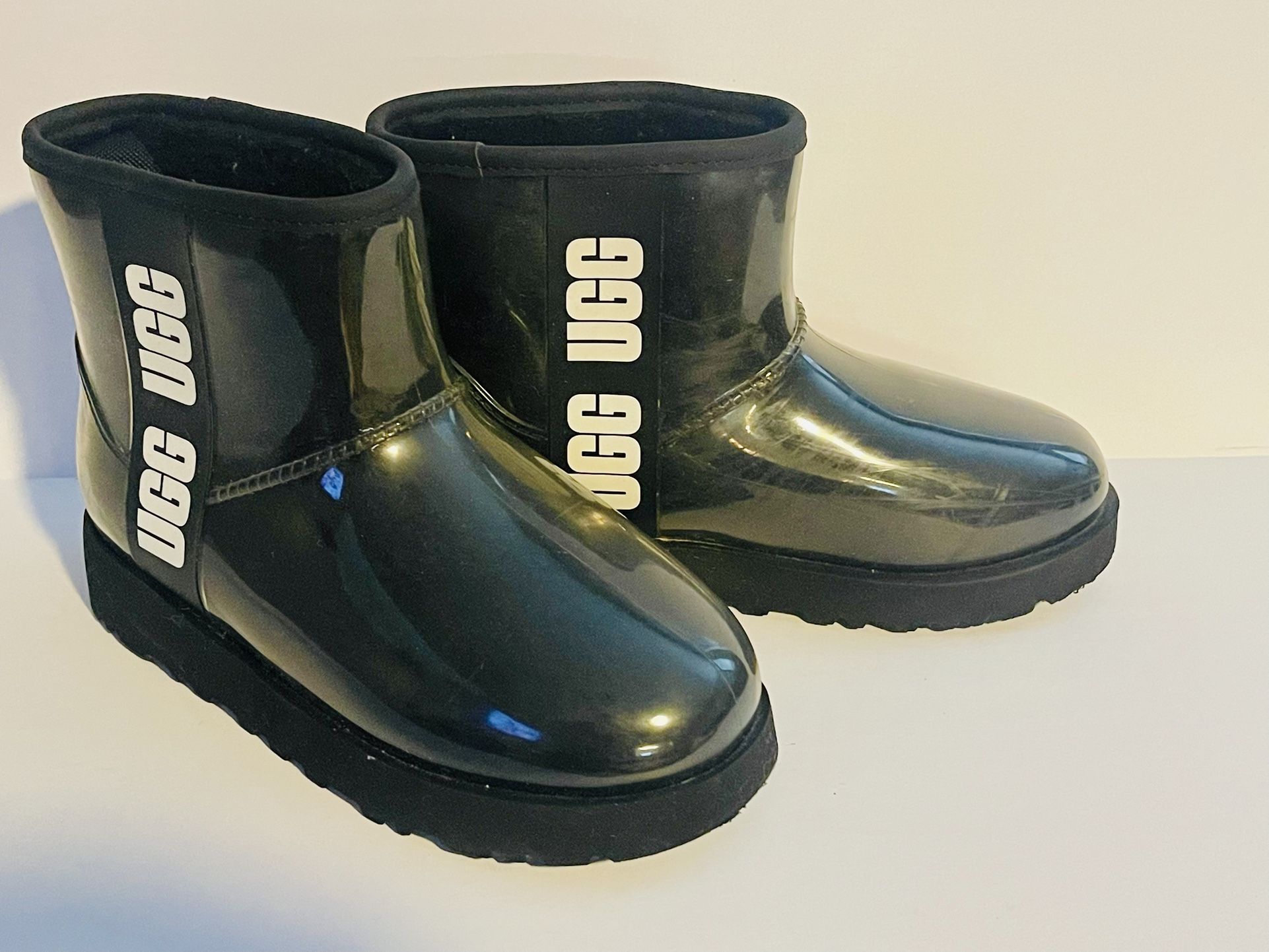 UGG goloshes style boots size: 5