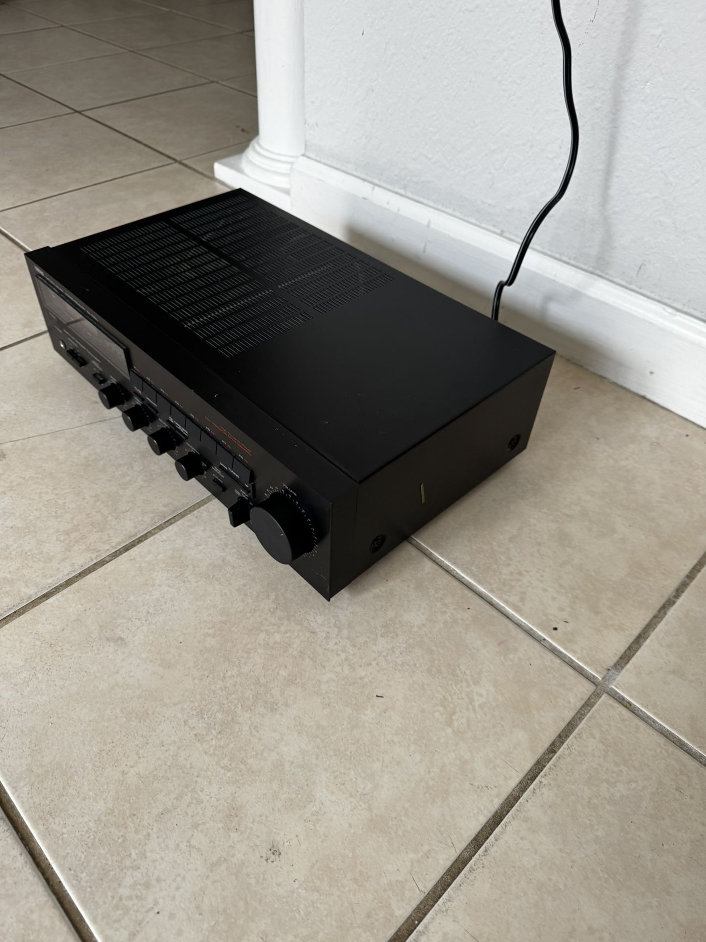 Yamaha RX-300U Natural Sound Stereo Receiver -Tested & Working