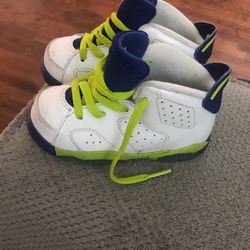 Seahawks Jordons Size 7
