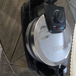 Waffle Maker 
