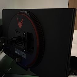 “LG 27GN800‑B UltraGear 27" 1440p 144Hz Gaming Monitor – $180 OBO”