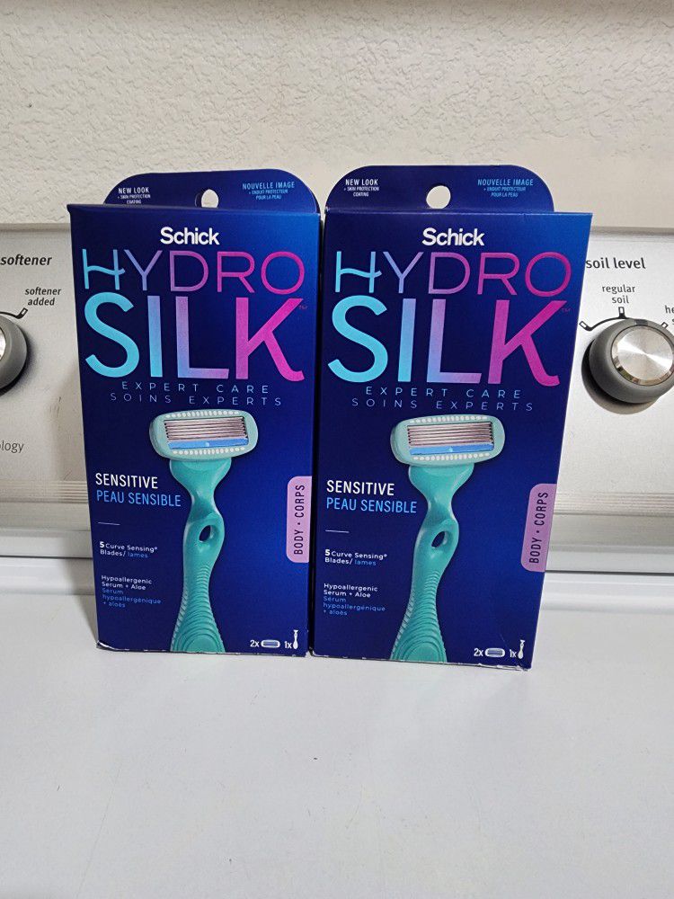 $12 for both. Schick Hydro Silk Razors. Please, READ DESCRIPTION. Hablo español.