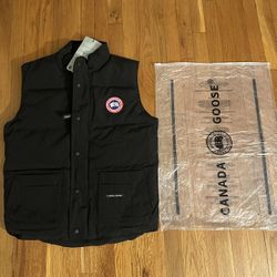 Cananda Goose Vest Expeiditon Parka Black / Red