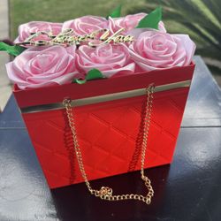 Arreglo De Flores Eternas / Arrangement Of ForEver Flows