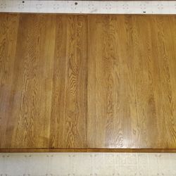 Raymour Flan. All Oak Dining Room Table With Middle Insert. 6 Matching Oak Chairs