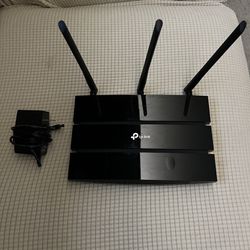 Bare overfyldt Nybegynder forberede TP-Link AC1200 Gigabit Wireless Wi-Fi Router (Archer C1200) for Sale in  Phoenix, AZ - OfferUp