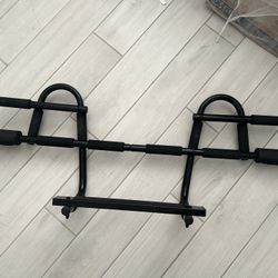 Pull Up Bar