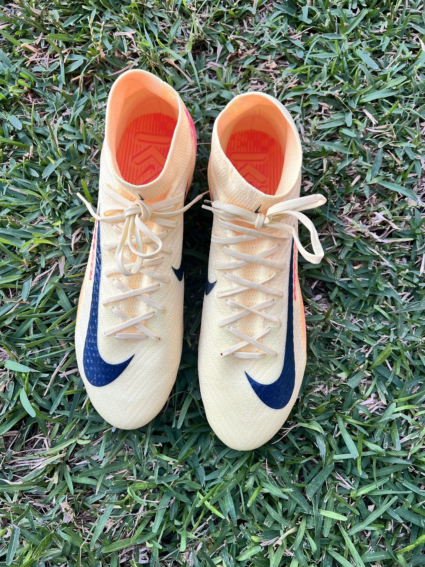 ZM SUPERFLY 10 ELITE KM FG MEN SIZE 11.5