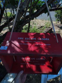 Emergency fire escape ladder