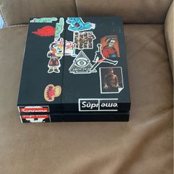 PS4, works fine i just need the extra money (will except trades) 