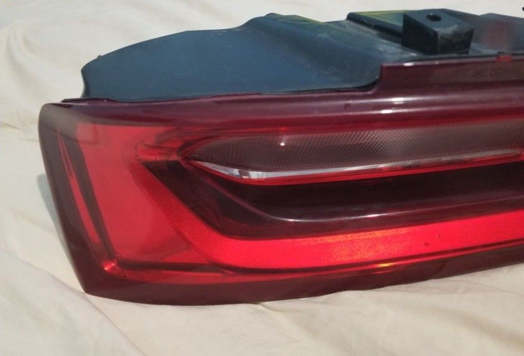 2016 Camaro Left Taillight