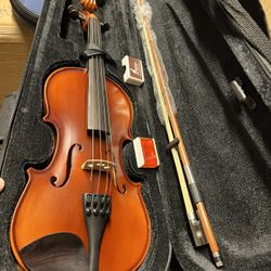 New 1/8 Violin 