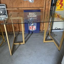 Dining Table & Side Table