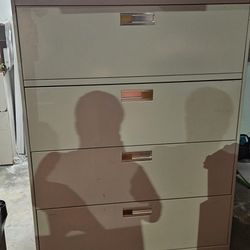 4 Drawer Lateral File Cabinet