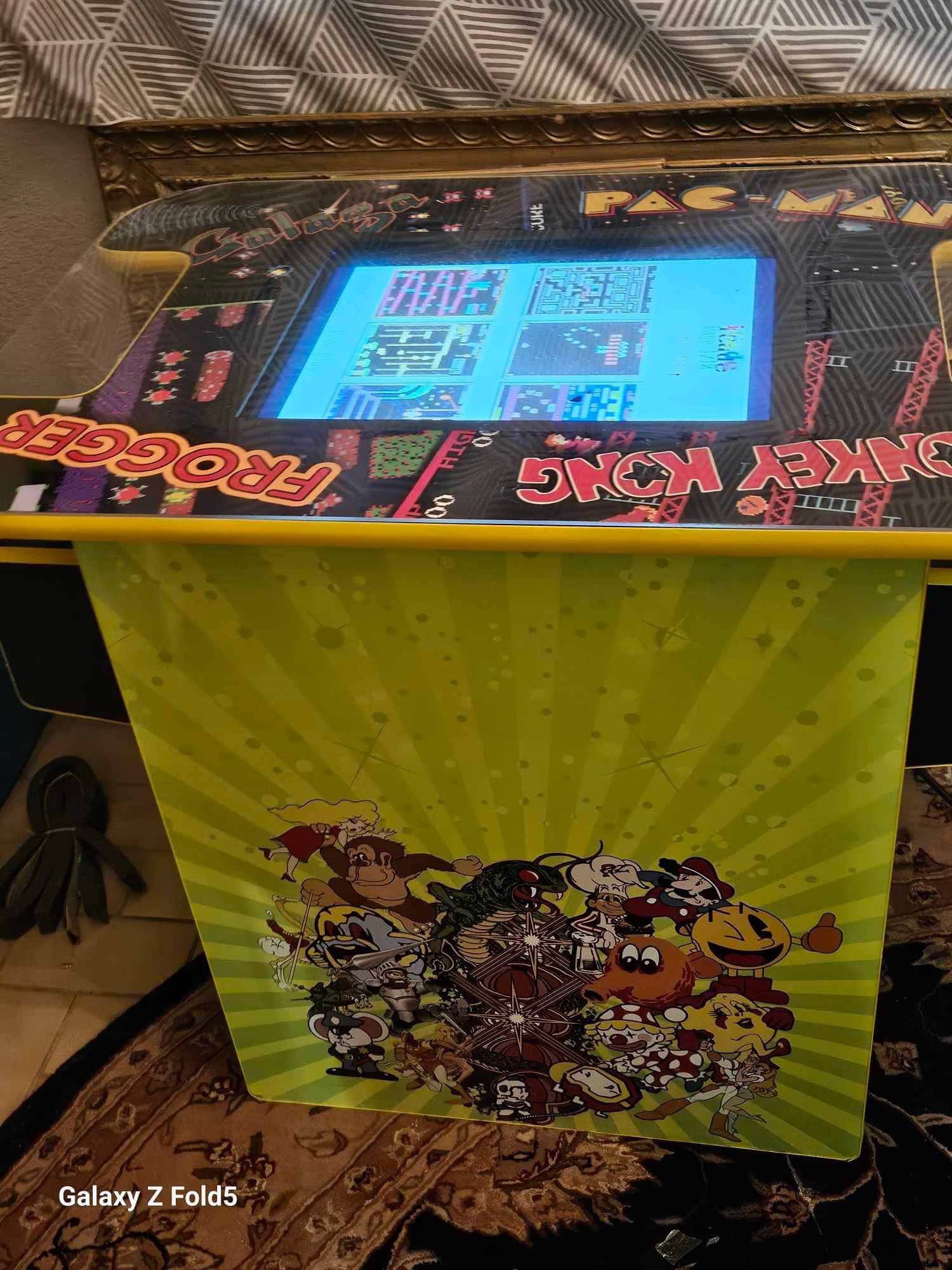 Arcade Game From 80’s 1-2 Player Option