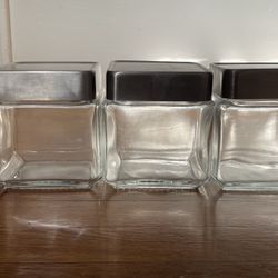 *** 3 GLASS CONTAINERS WITH LID ***