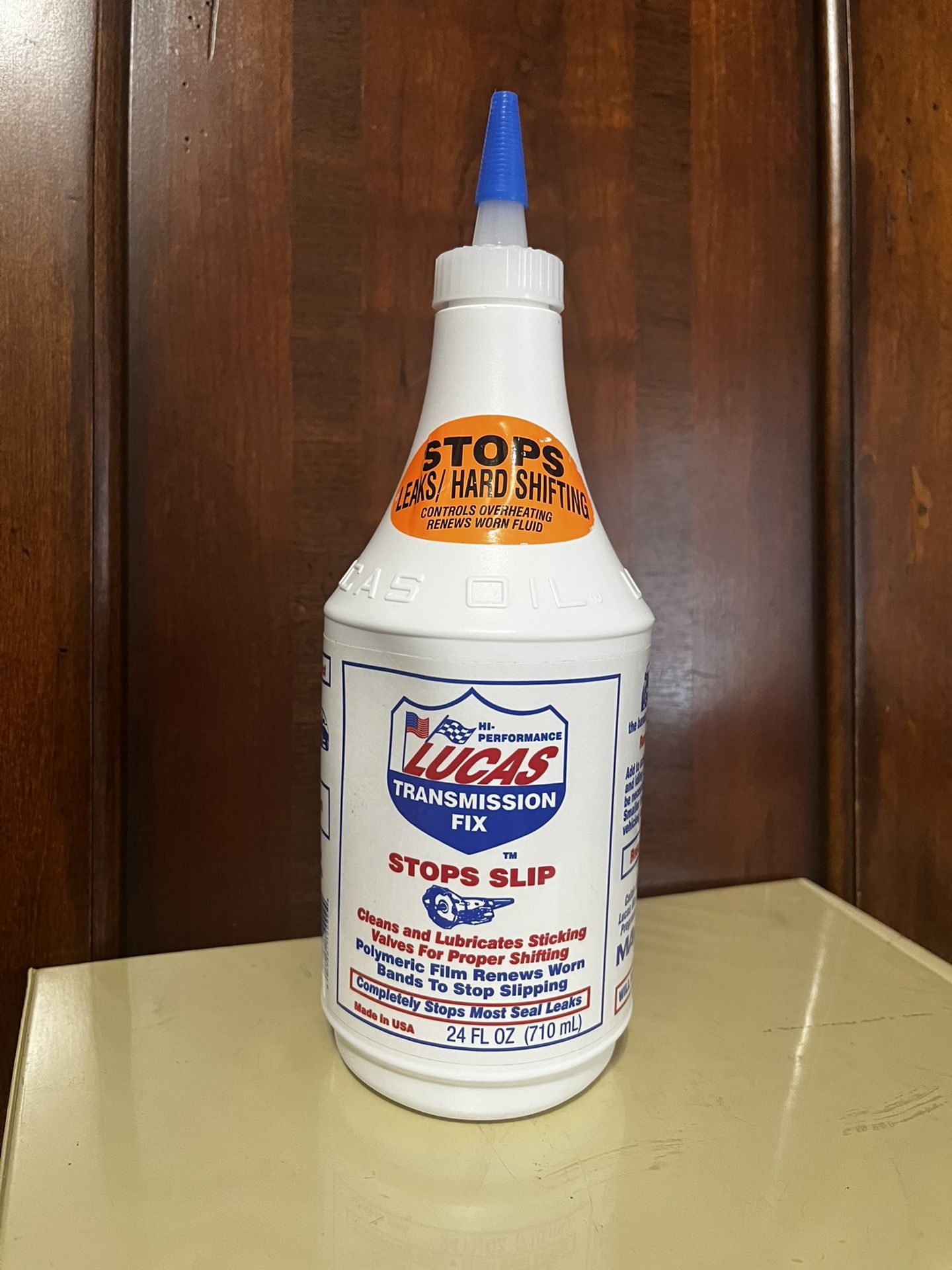Lucas 10009 Transmission Fix Oil Additive With ATF Conditioner - 24 Oz. Bottle