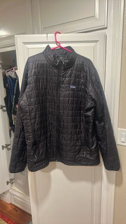 Men’s Black Patagonia jacket