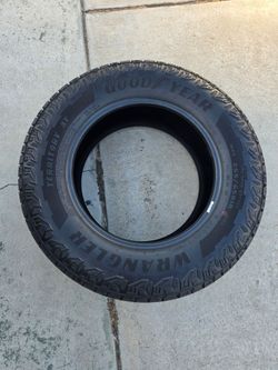 Goodyear wrangler tires 265/65R/18