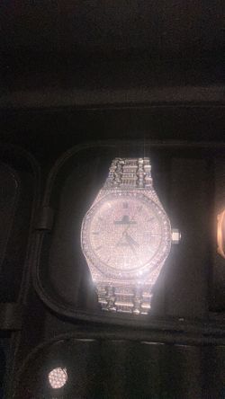 Moissanite AP watch