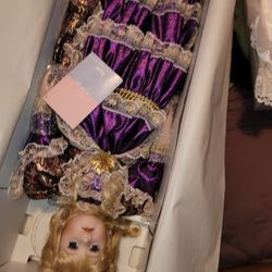 Antique Dolls 