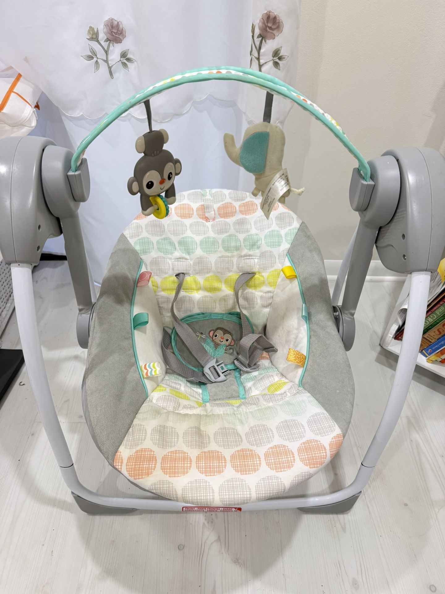 Bright Starts Portable 6-Speed Baby Swing