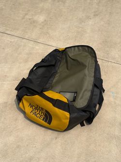 The North Face Duffel (medium)