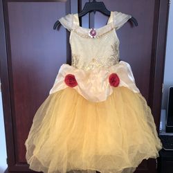 Halloween girl costume Size 5/6 shoes size 11/12