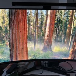 MSI Optix AG32C curved gaming monitor