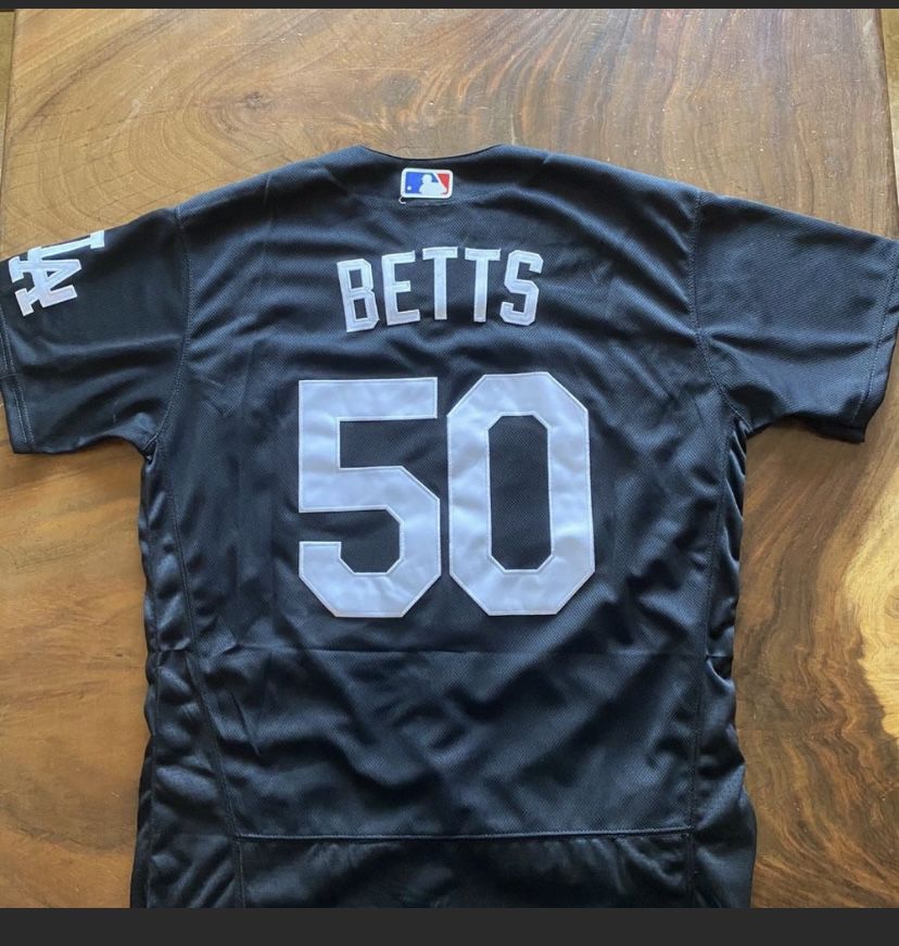 Mookie Betts Black Jersey For Dodgers for Sale in Anaheim, CA - OfferUp