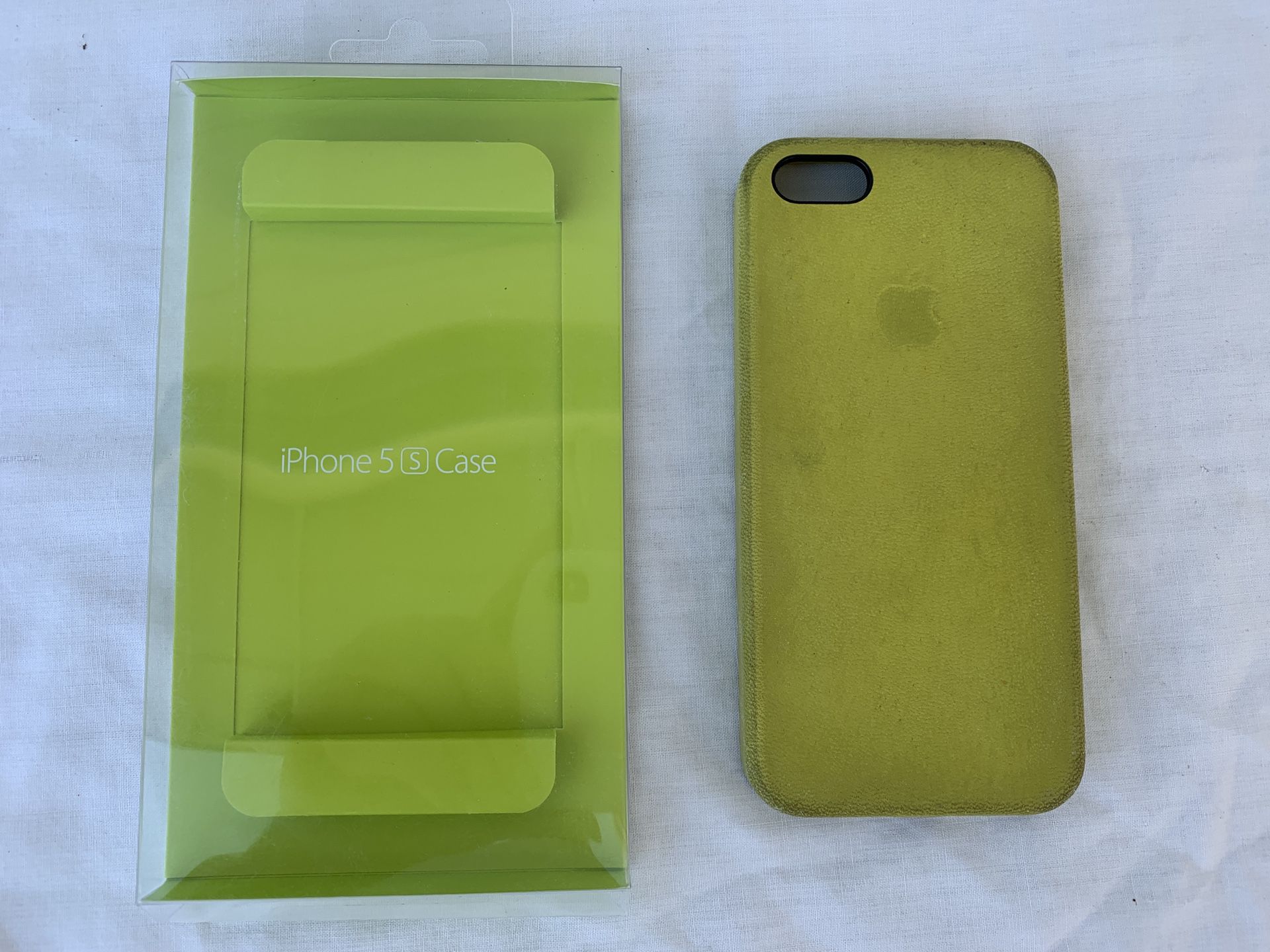 Apple iPhone 5/5s/SE leather case, yellow