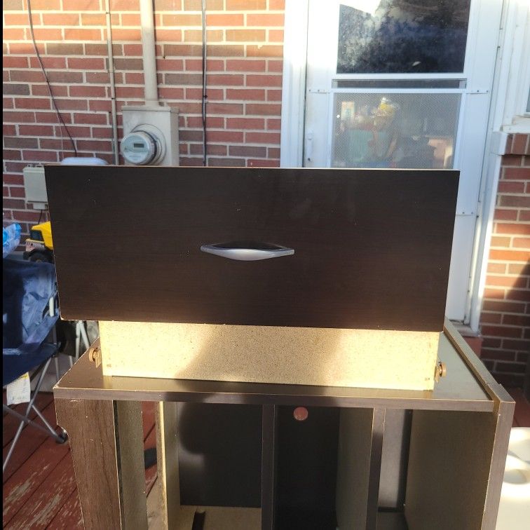 TV Stand Free