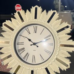 quartz movement clock