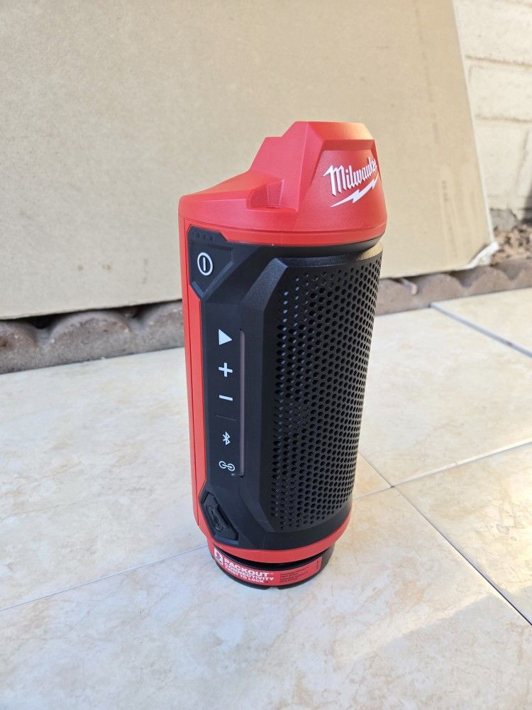 Milwaukee 12V Bluetooth Speaker with PACKOUT Compatibility (Tool Only)