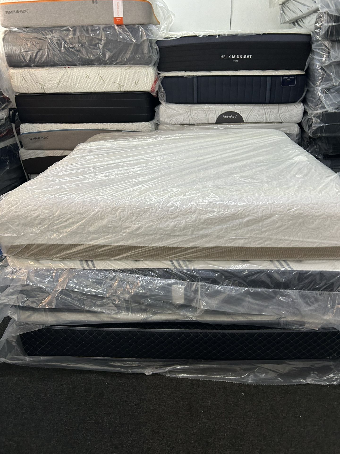 King Size Memory Foam Mattress And Box Spring 