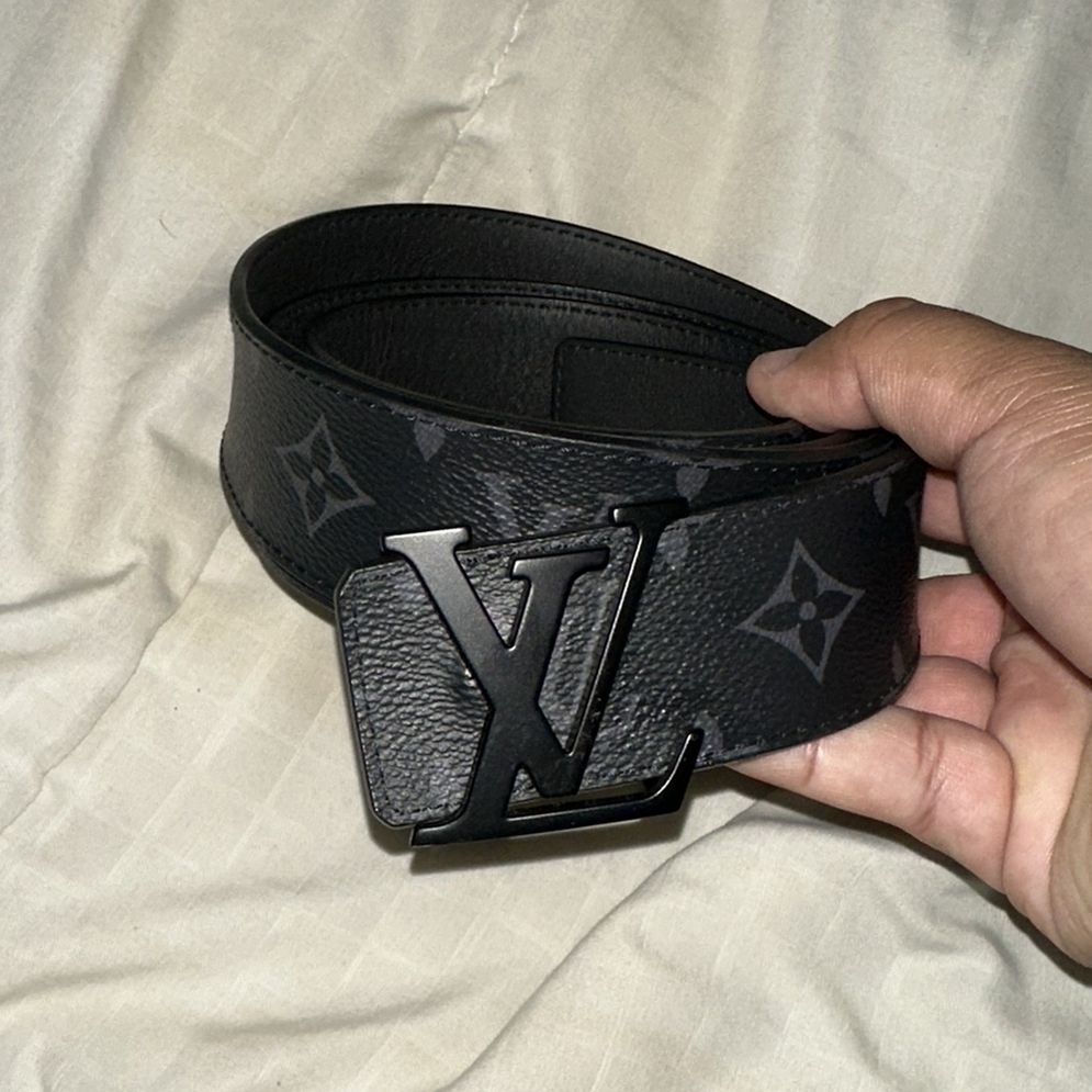 Louis Vuitton 40MM Matte Black Belt for Sale in Los Angeles, CA - OfferUp